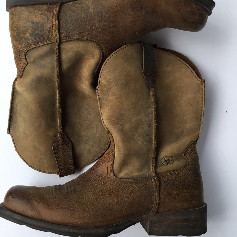 ARIAT BOOTS - Picture 3 of 13